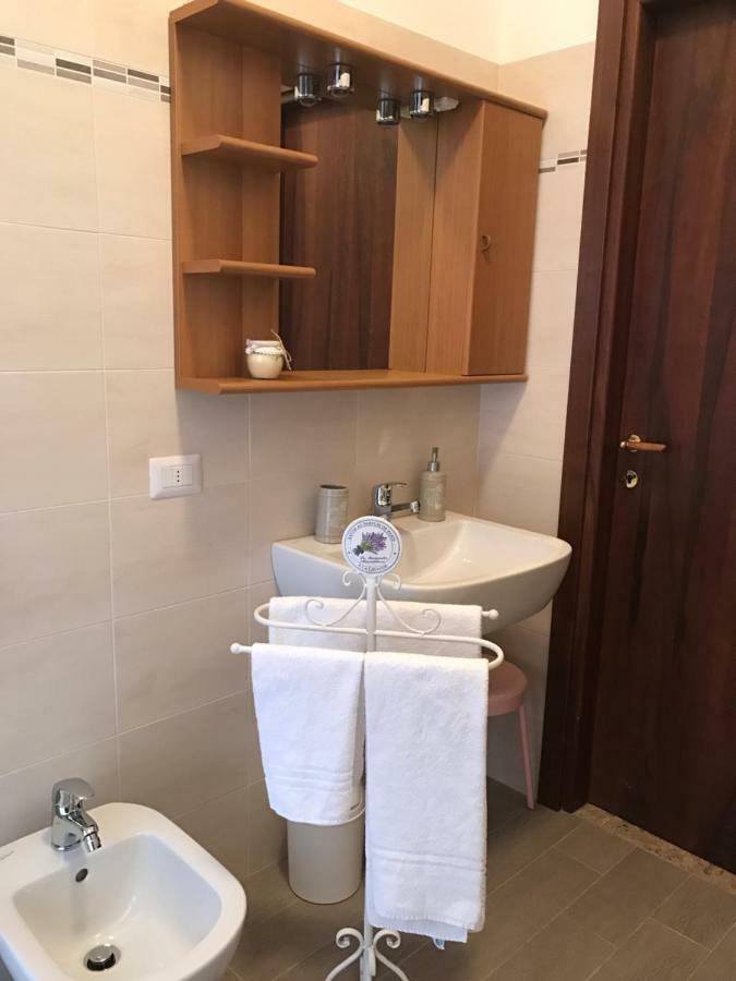 B&B Gloria Apartment Baveno Exterior foto
